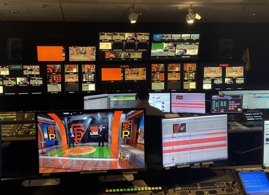 RUV Weather control room